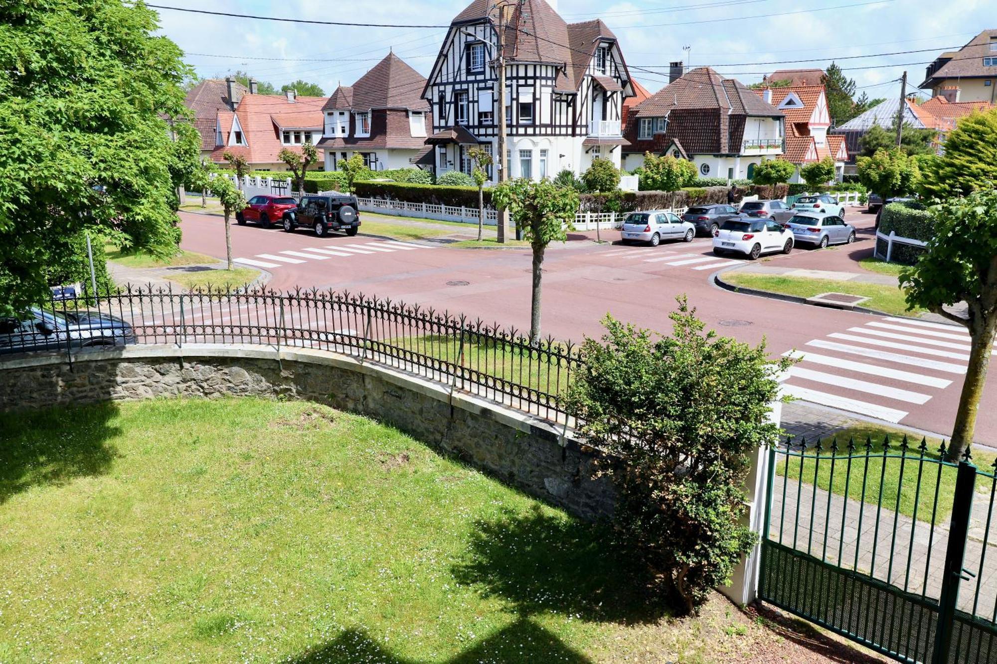Le Bercail : Apt avec balcon et parking, vue phare! Le Touquet-Paris-Plage Extérieur photo